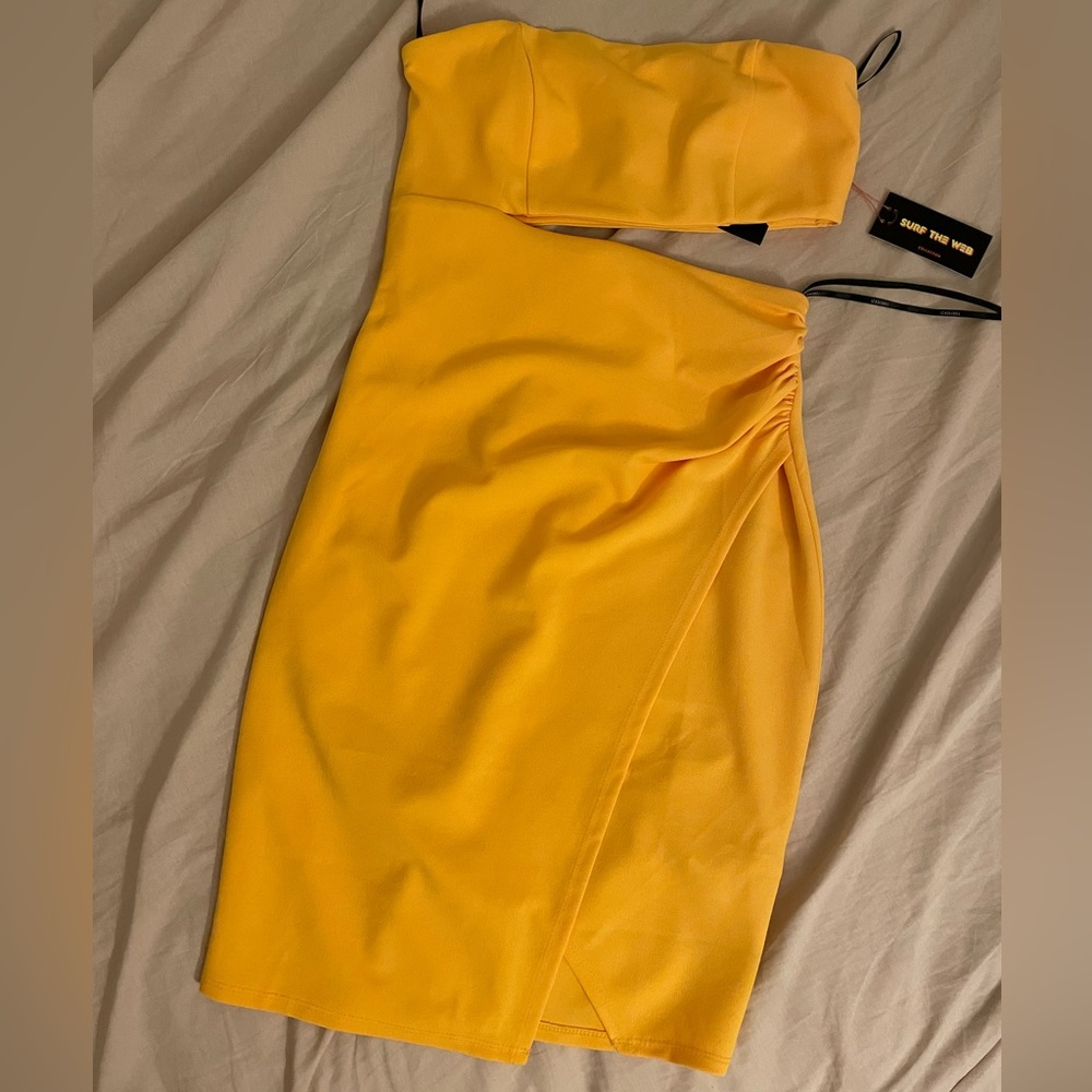 Forever 21 Cut out Dress